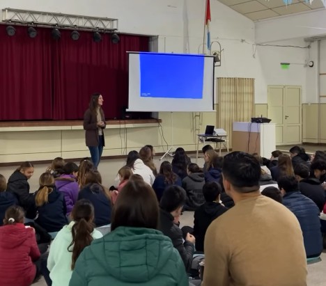 Bullying: una iniciativa busca generar conciencia entre estudiantes de nivel primario en San Carlos Centro