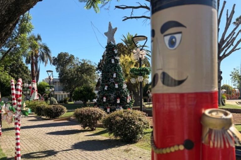 “Navidad en Colores”: reciben envases plásticos para darles una segunda vida en Pilar