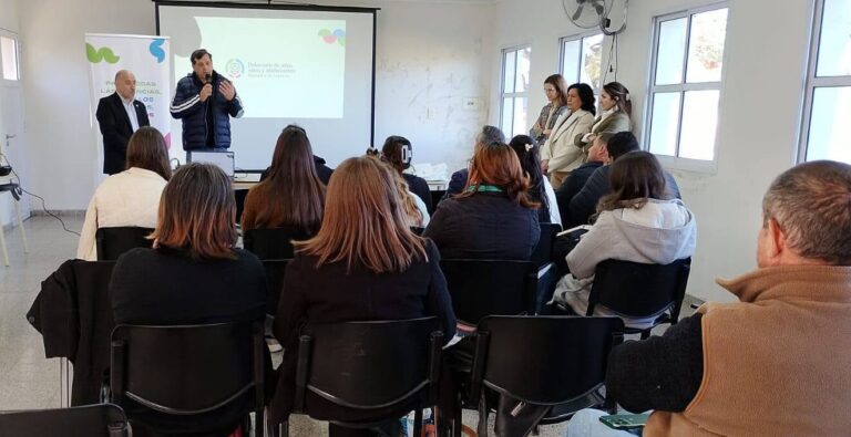 La Pelada fue sede de una jornada sobre protección integral de derechos de la infancia