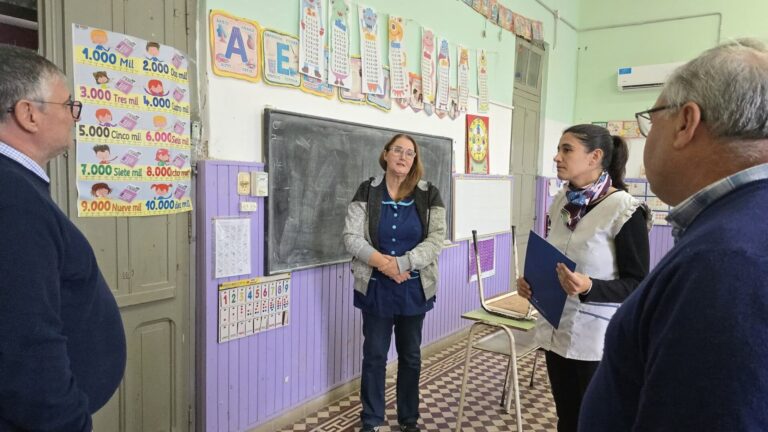Nuevo Torino: entregaron aportes a dos escuelas y a la Cooperadora Policial