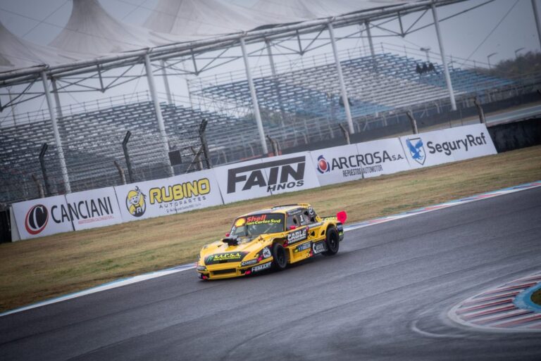 Brian Yacob se quedó con la etapa regular del TC 4000 y llega como candidato al título