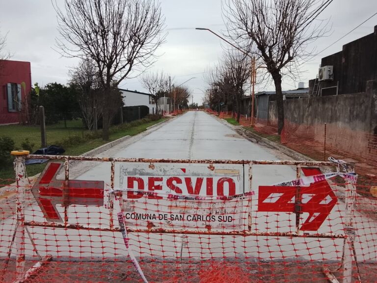 San Carlos Sud continúa ampliando su infraestructura vial con nuevas obras de pavimento