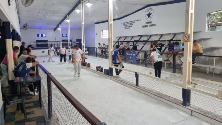 32 parejas participaron del Torneo Especial de Bochas por los 150 años de Pilar