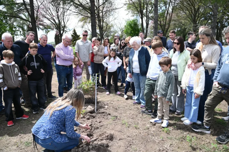 Pilar suma una nueva Reserva Forestal con la plantación de 2.100 árboles