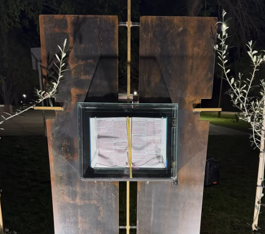 Un nuevo símbolo de fe: San Carlos Norte ya cuenta con su Monumento a la Biblia
