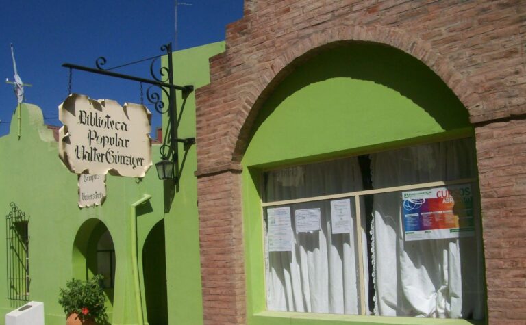 La Biblioteca Walter Gunziger se encamina a sus 25 años con el objetivo de tener sede propia